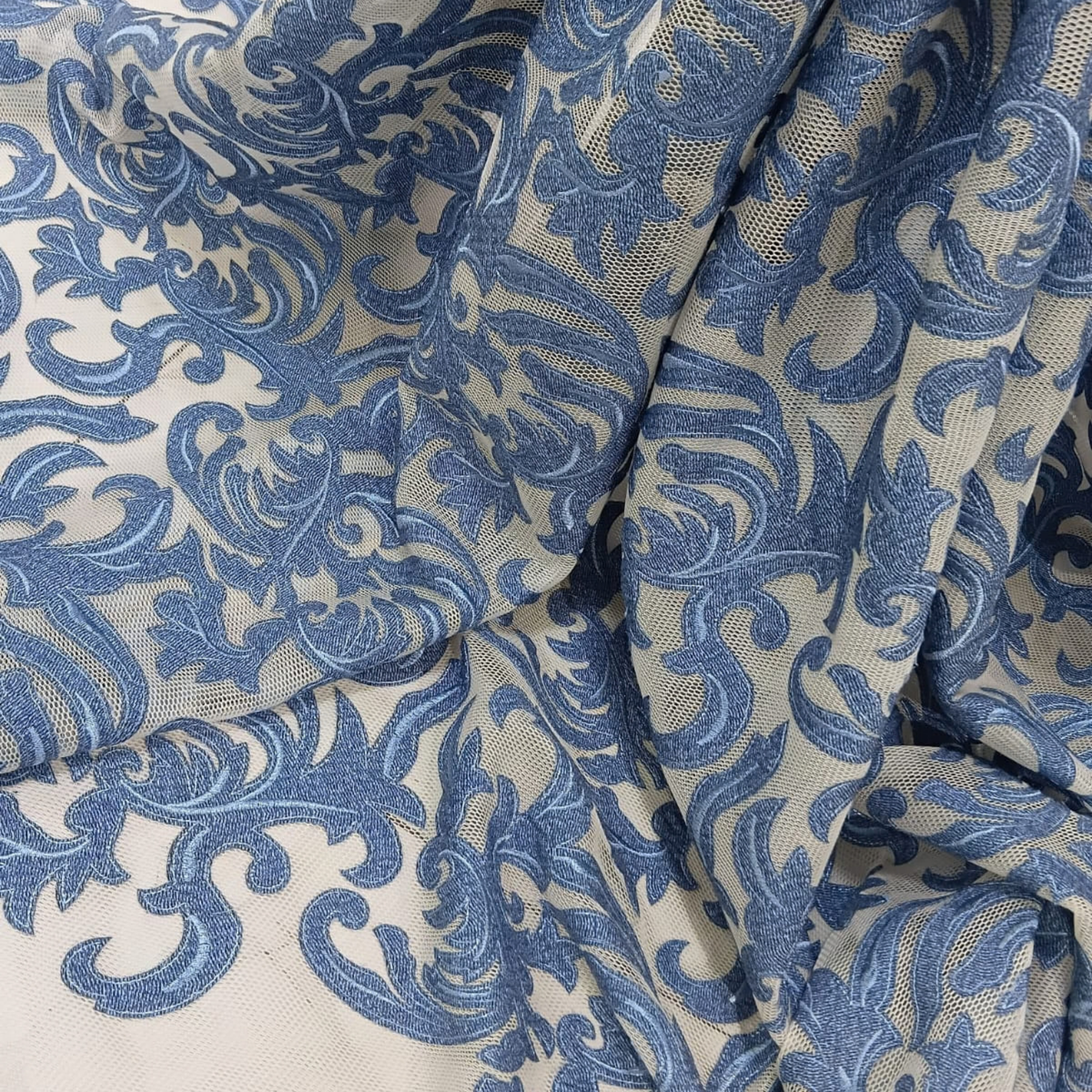 Patch Embroidery on Fulful Net Fabric Big Width Baroque Damask Scroll Pattern