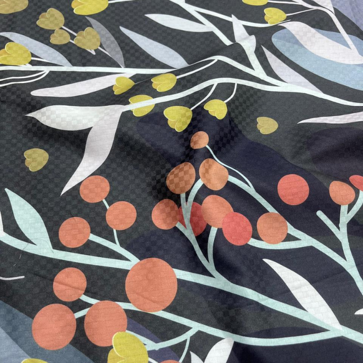 Large Scale Leaf & Berry Print Cotton Dobby High Quality Fabric Big-Width