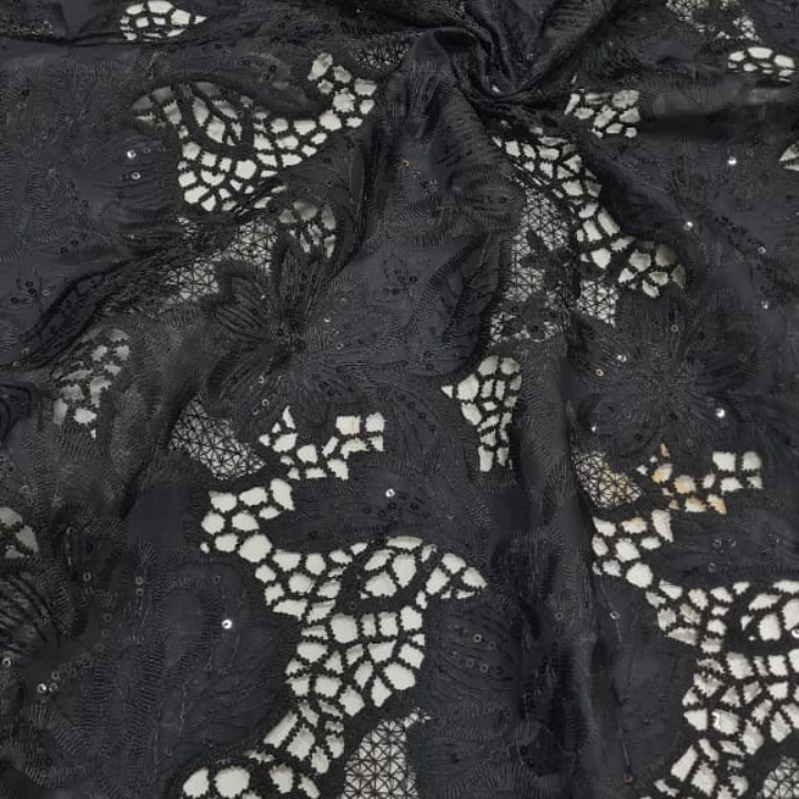 Cotton Cutwork Schiffli Embroidery Fabric