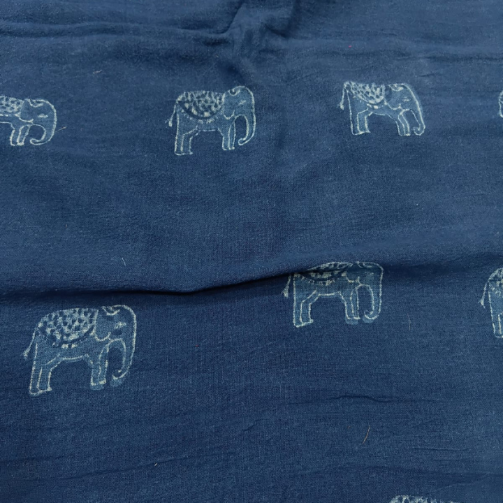 Premium Printed Linen Fabric 44 Inch Width Lightweight Apparel Material