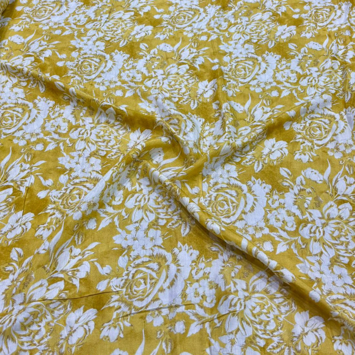 Vintage Floral Muslin Prints 60 Inch Width Detailed Rose and Leaf Pattern Muslin Fabric