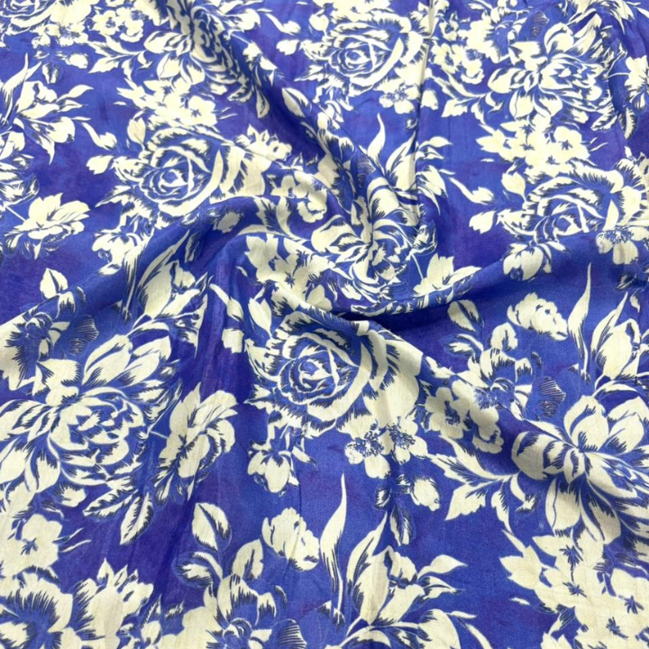 Vintage Floral Muslin Prints 60 Inch Width Detailed Rose and Leaf Pattern Muslin Fabric